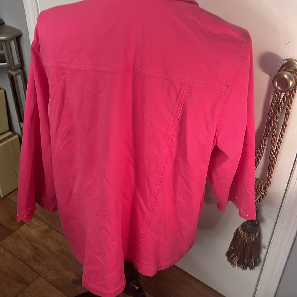 Jacket - Picture 6 of 8